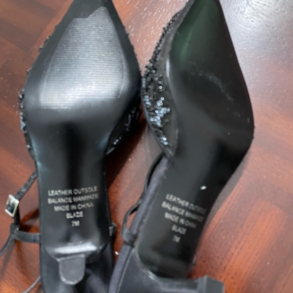Karen Scott women’s Elegant beaded black sling back shoes size 7 medium - Picture 5 of 6